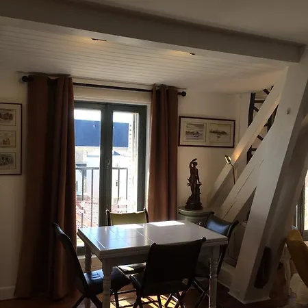 Studio Au Metropole